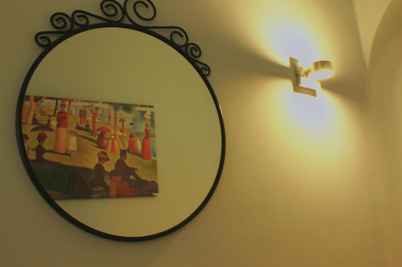 Al 68 Di Piazza Cavour Bed & Breakfast Наполи Екстериор снимка
