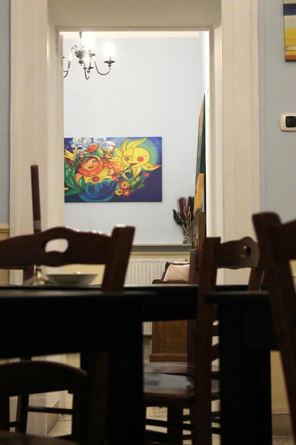 Al 68 Di Piazza Cavour Bed & Breakfast Наполи Екстериор снимка